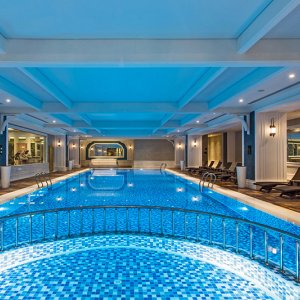 Elite World Business Hotel