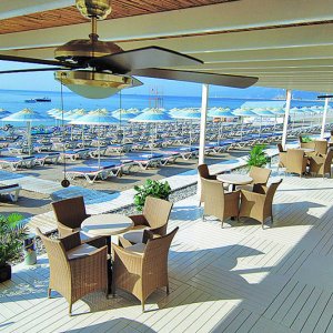 Porto Bello Hotel Resort & Spa